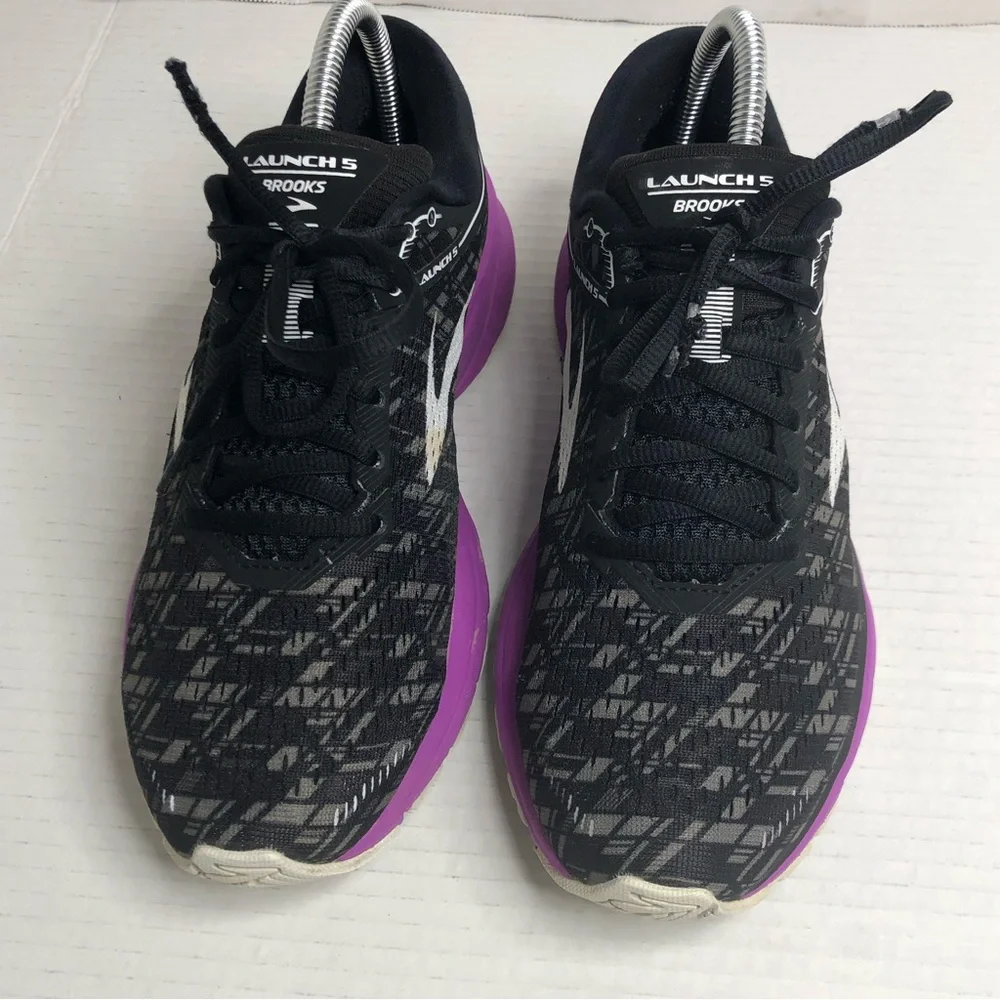 Brooks Sneakers Launch 5 Womens Size 9 Running Shoes Black Purple 1202661B090